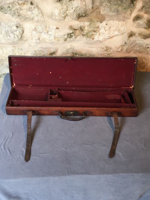 VINTAGE LUGGAGE EXCEPTIONAL GUN CASE - ADDITIONAL PHOTO 2