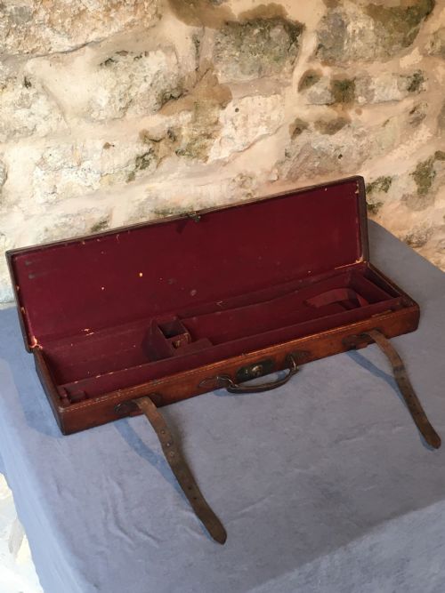 VINTAGE LUGGAGE EXCEPTIONAL GUN CASE - ADDITIONAL PHOTO 3