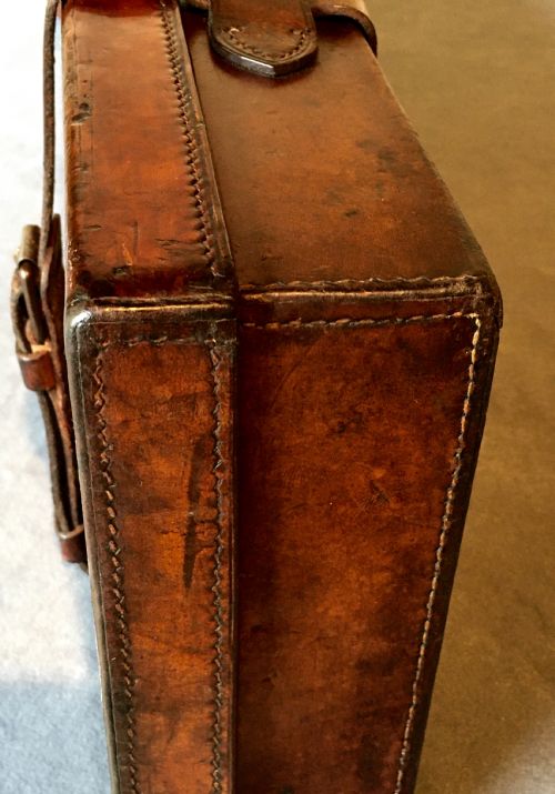 VINTAGE LUGGAGE EXCEPTIONAL GUN CASE - ADDITIONAL PHOTO 15