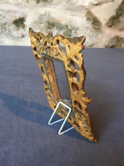 CHARMING MINIATURE GILTWOOD PICTURE FRAME - ADDITIONAL PHOTO 6
