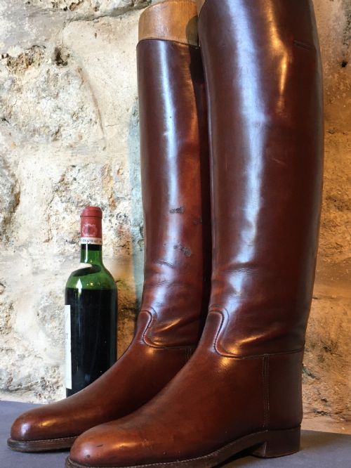 VERY FINE PAIR OF RIDING BOOTS - ADDITIONAL PHOTO 27