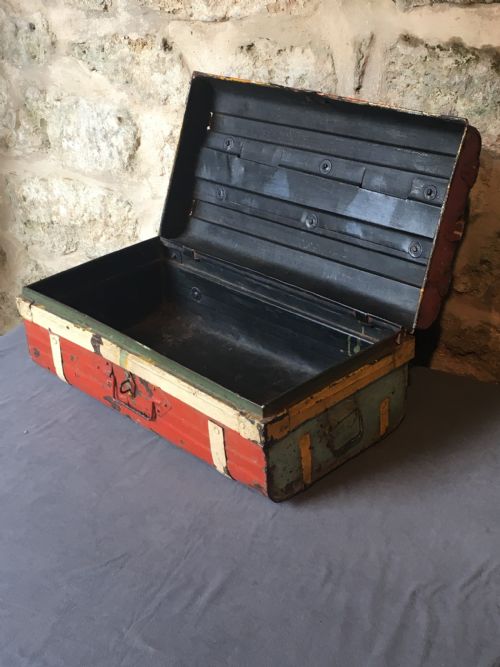 EARLY C20TH PAINTED TRUNK - ADDITIONAL PHOTO 20