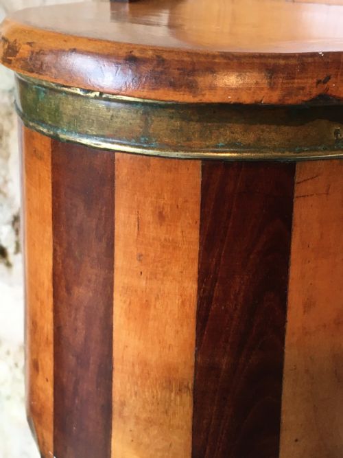 TREEN A SCOTTISH SALT BOX - ADDITIONAL PHOTO 1