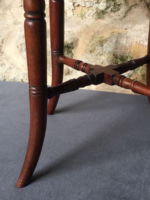 A BEAUTIFUL DRESSING TABLE STOOL - ADDITIONAL PHOTO 5