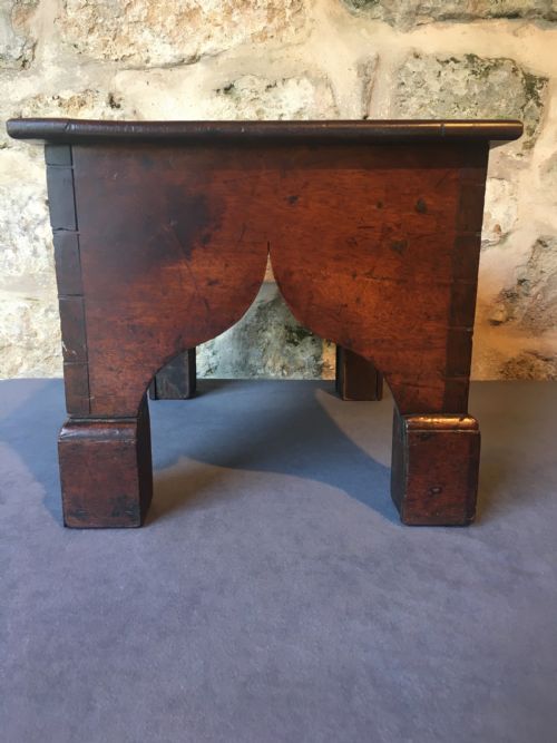LOW GOTHIC TABLE - ADDITIONAL PHOTO 4