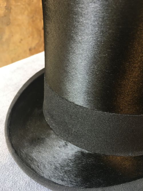 SILK TOP HAT BOX IN SUPERB CONDITION - ADDITIONAL PHOTO 22