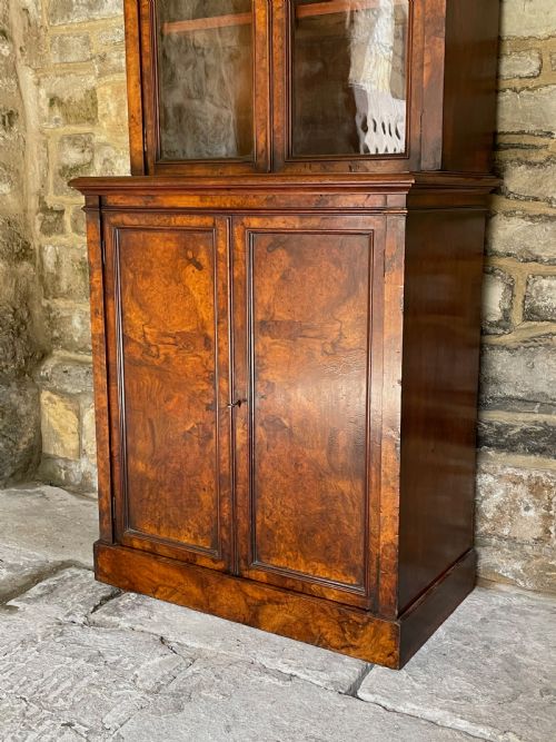 SMALLMEDIUM LIBRARY BOOKCASE IN BURR WALNUT - ADDITIONAL PHOTO 5