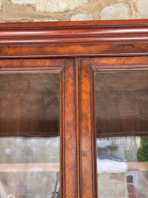 SMALLMEDIUM LIBRARY BOOKCASE IN BURR WALNUT - ADDITIONAL PHOTO 6