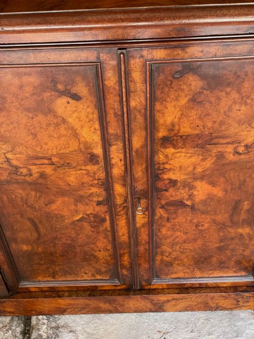 SMALLMEDIUM LIBRARY BOOKCASE IN BURR WALNUT - ADDITIONAL PHOTO 8