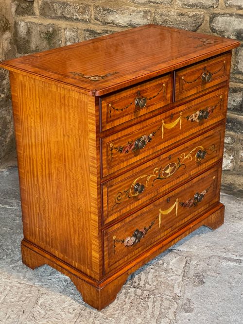 SMALL CHEST OF DRAWERS IN SATINWOOD - ADDITIONAL PHOTO 16