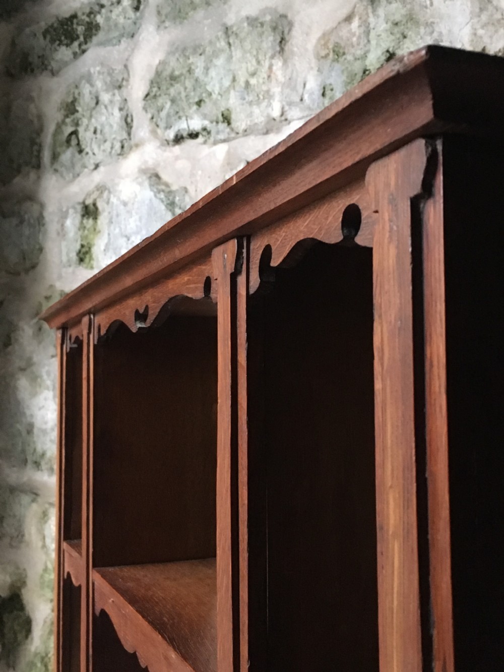 Small set of wall shelves View VIII