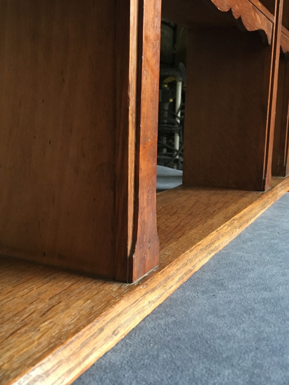 Small set of wall shelves View XV