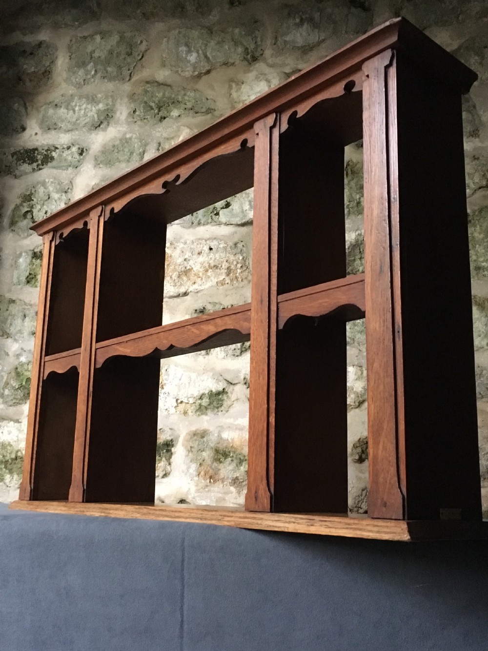 Small set of wall shelves View XVIII