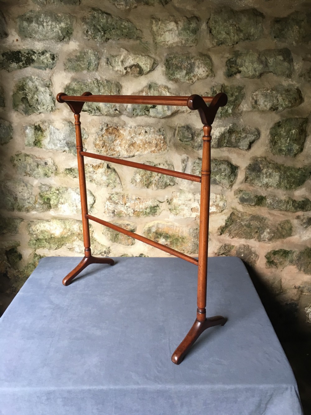  High quality Victorian towel rail  View II