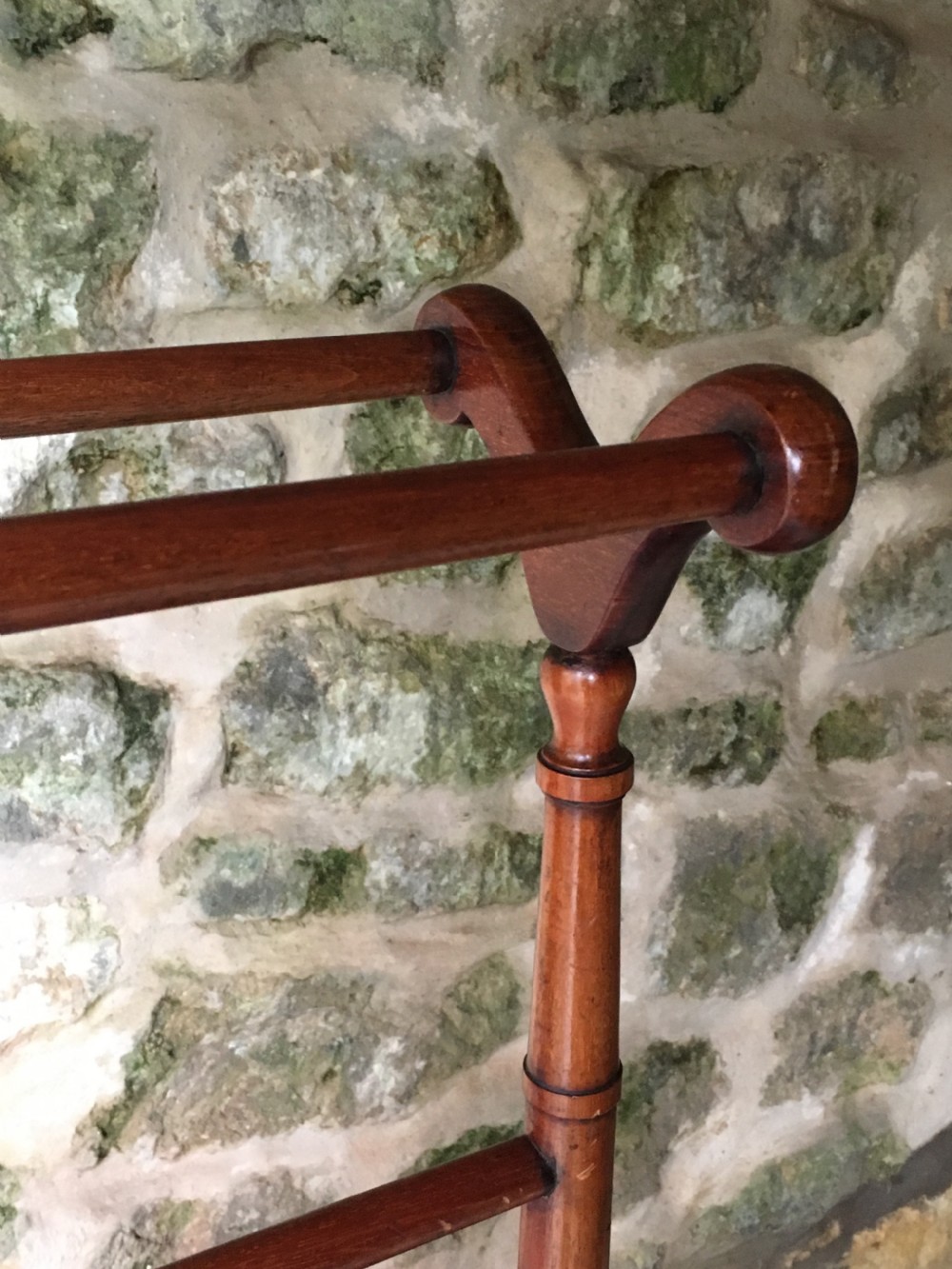  High quality Victorian towel rail  View VI