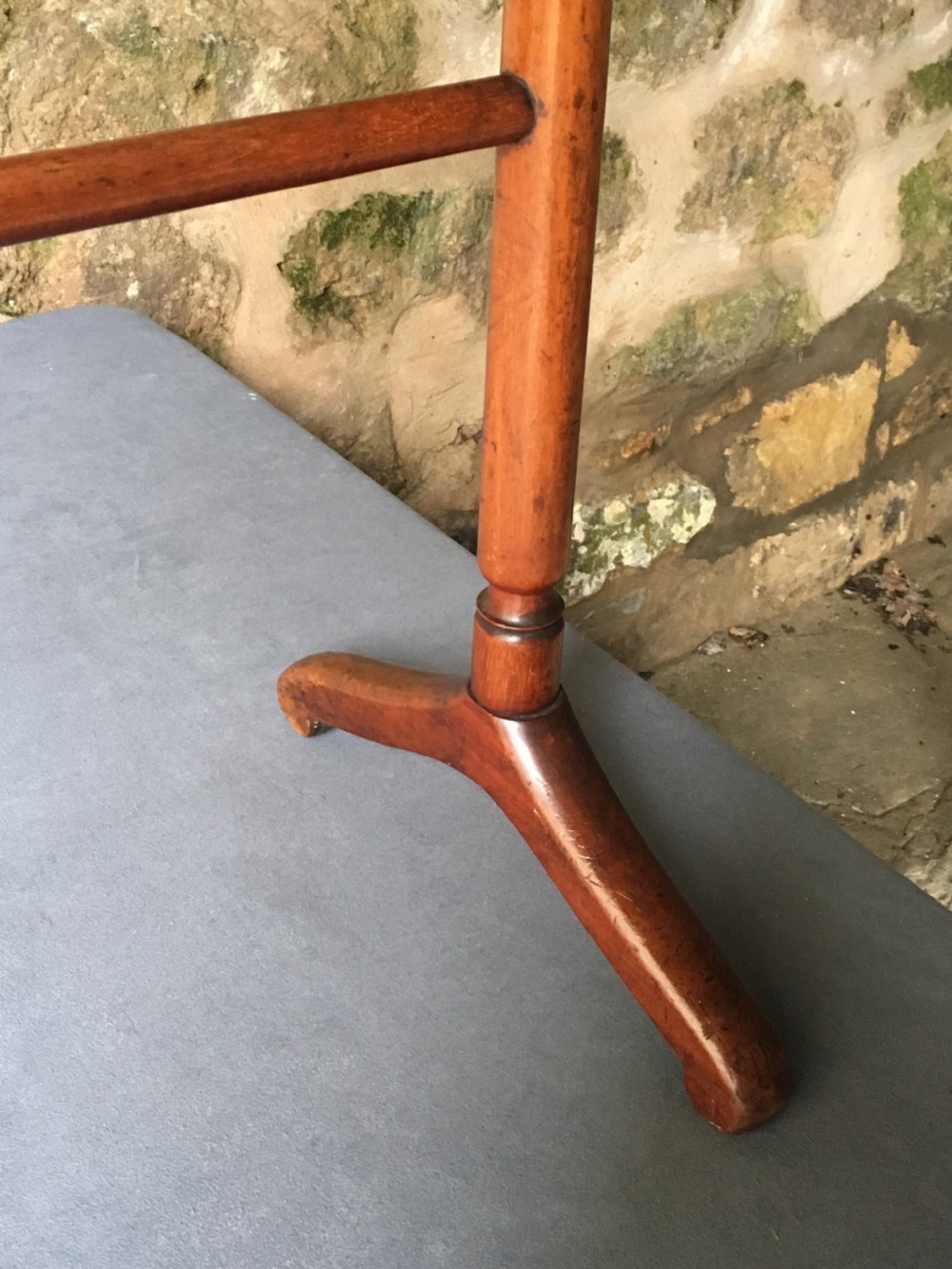  High quality Victorian towel rail  View IX