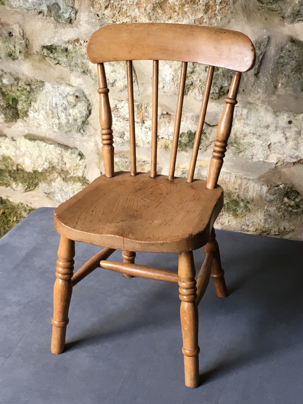 Beautiful little child's chair View IV