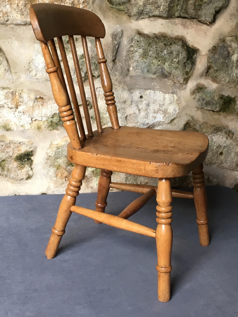 Beautiful little child's chair View XII