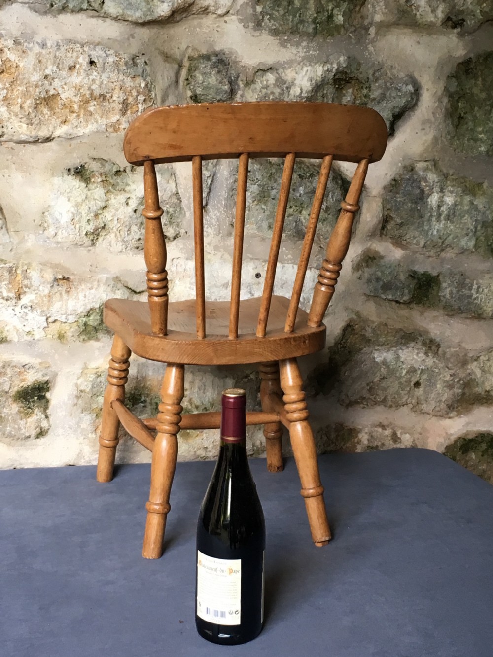 Beautiful little child's chair View XV