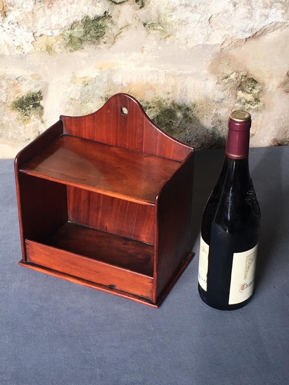 Exquisite wall shelves in mahogany  View XVIII