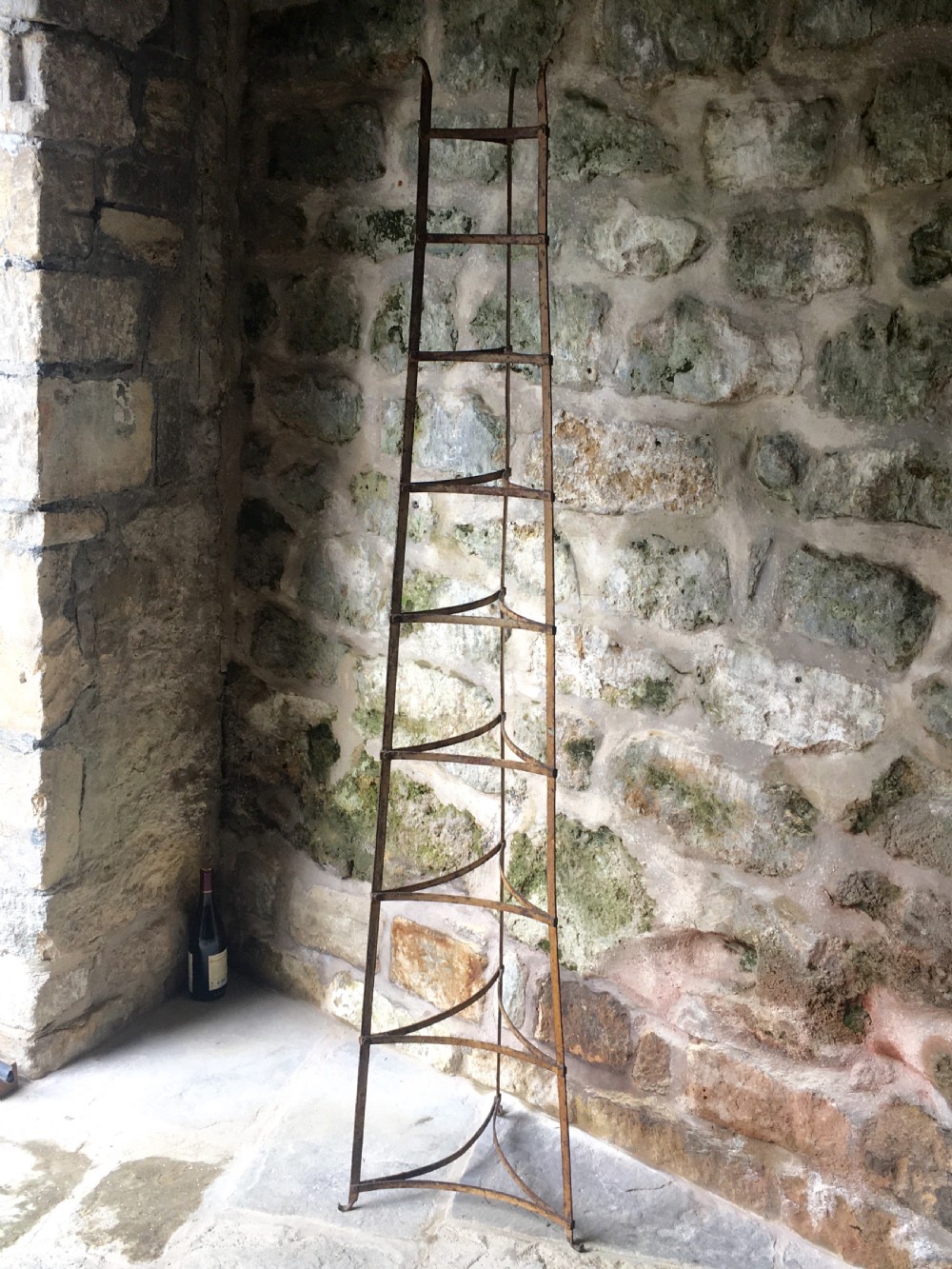 Tall painted pot stand View X