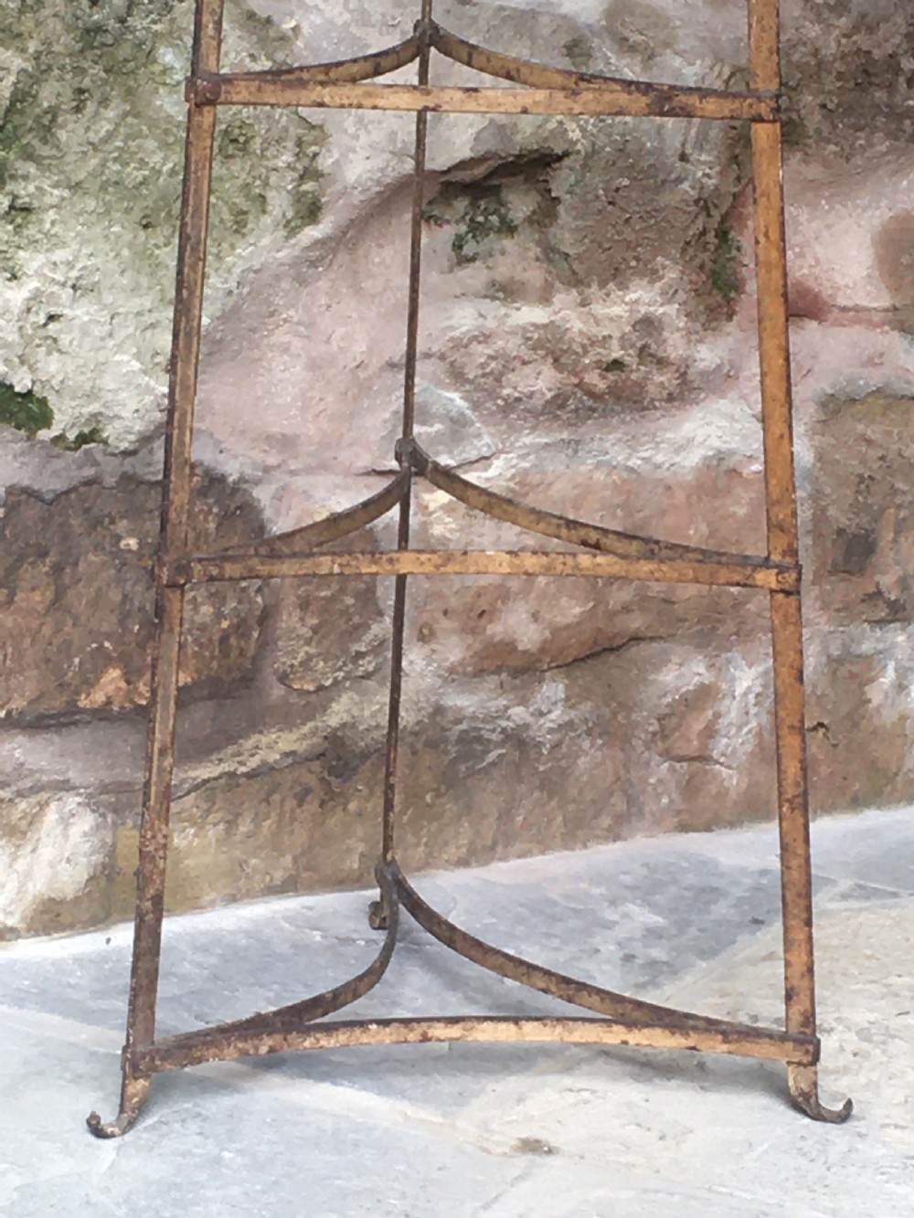 Tall painted pot stand View XIII