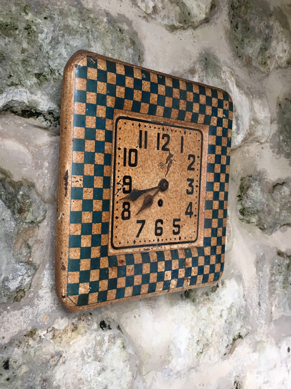 1930s painted bistro wall clock View V