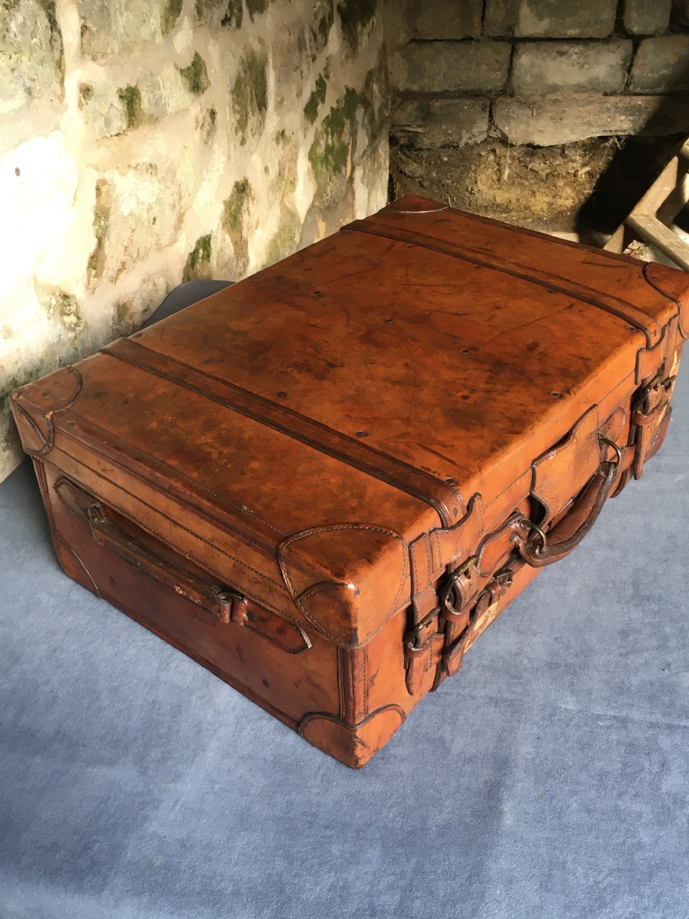 Luggage: a wonderful leather suitcase  View V
