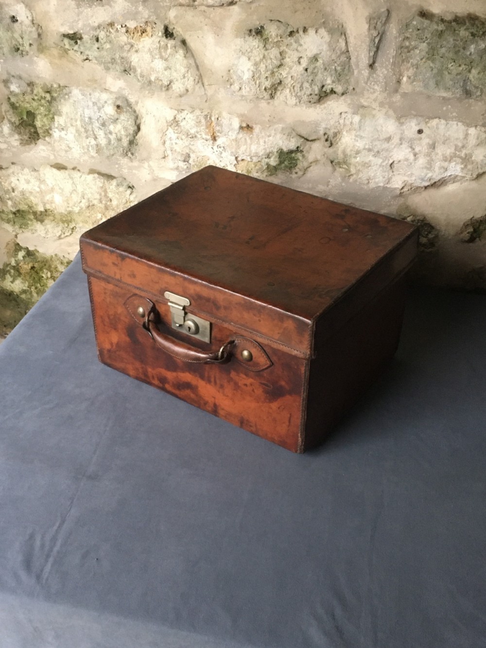 Luggage: Fine leather case