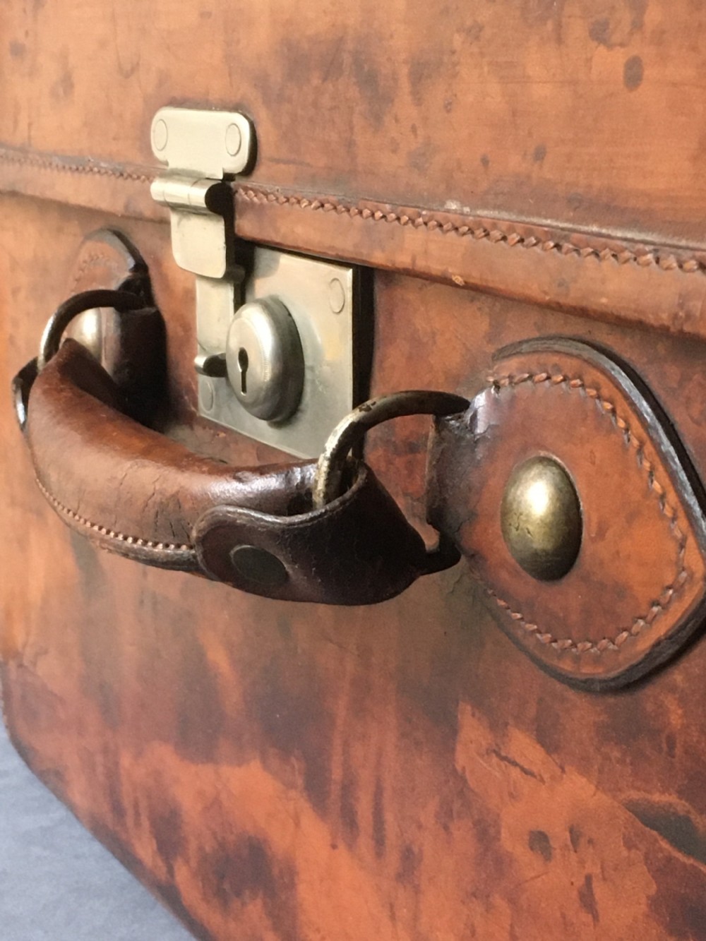 Luggage: Fine leather case View VIII