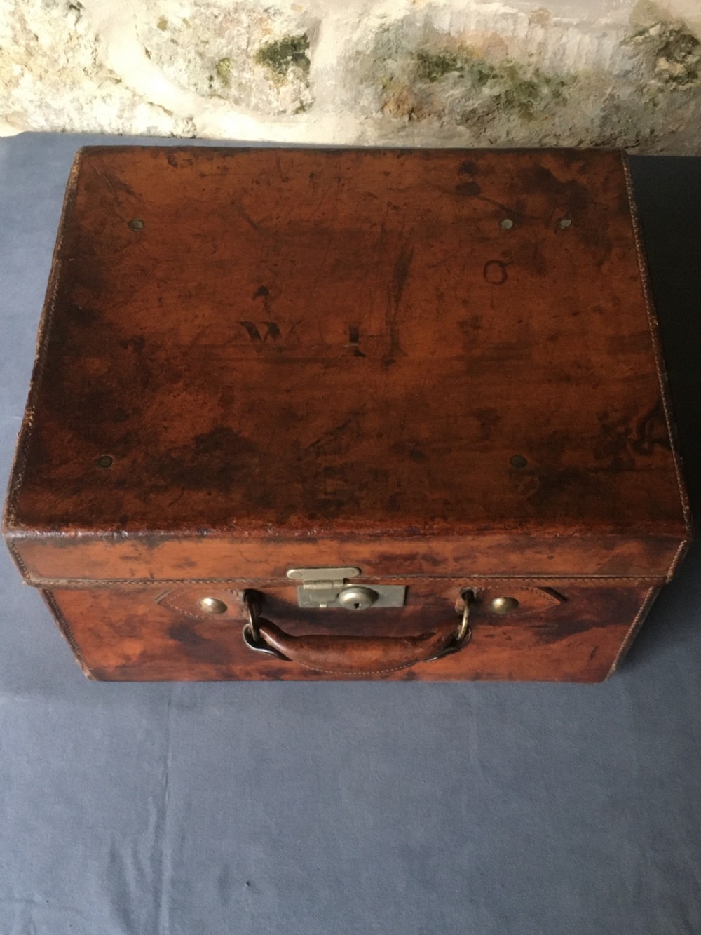 Luggage: Fine leather case View XI