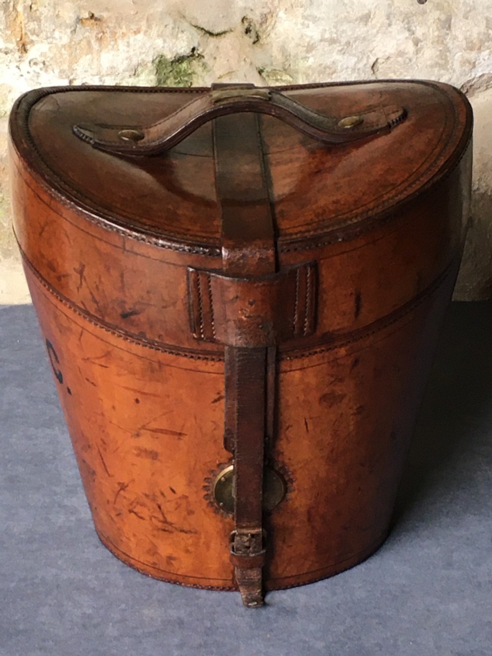 Army & Navy hat box 