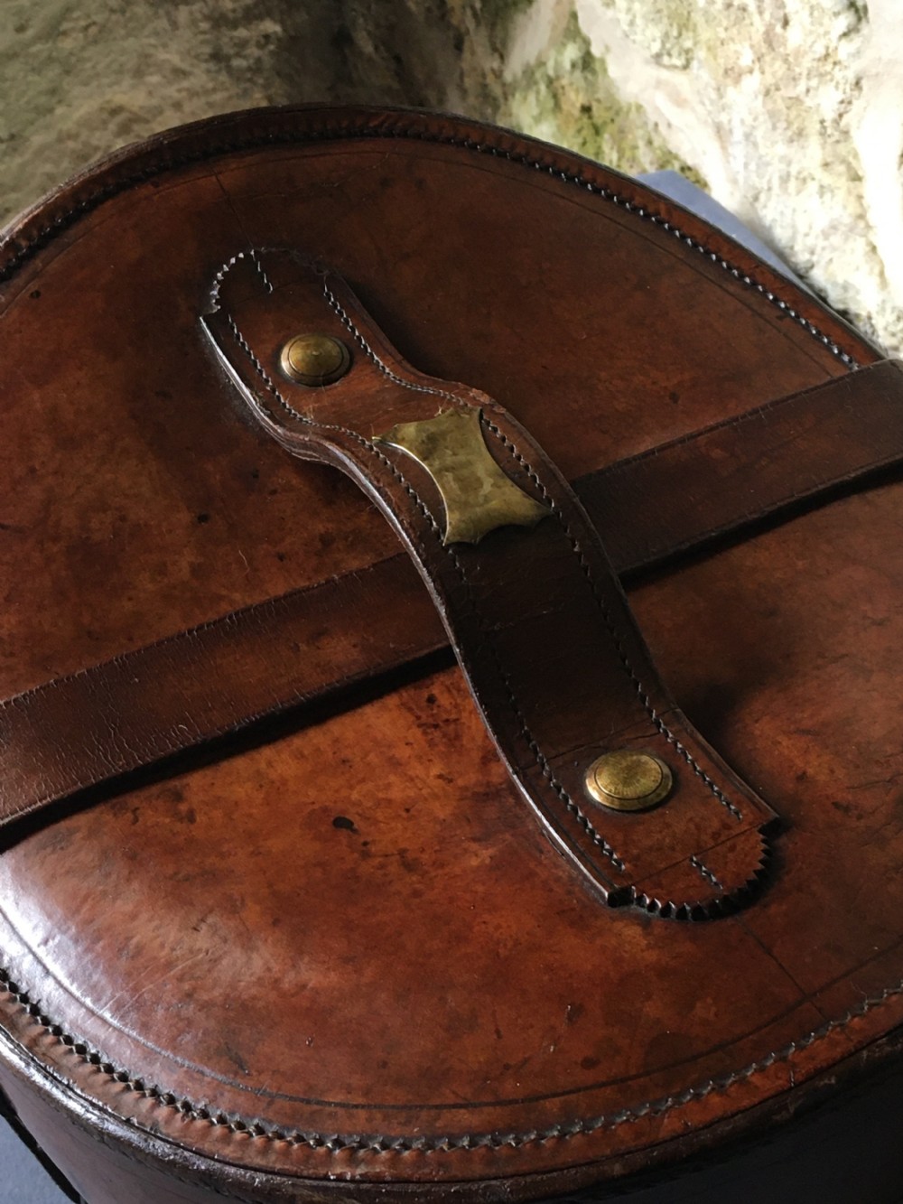 Army & Navy hat box  View IX
