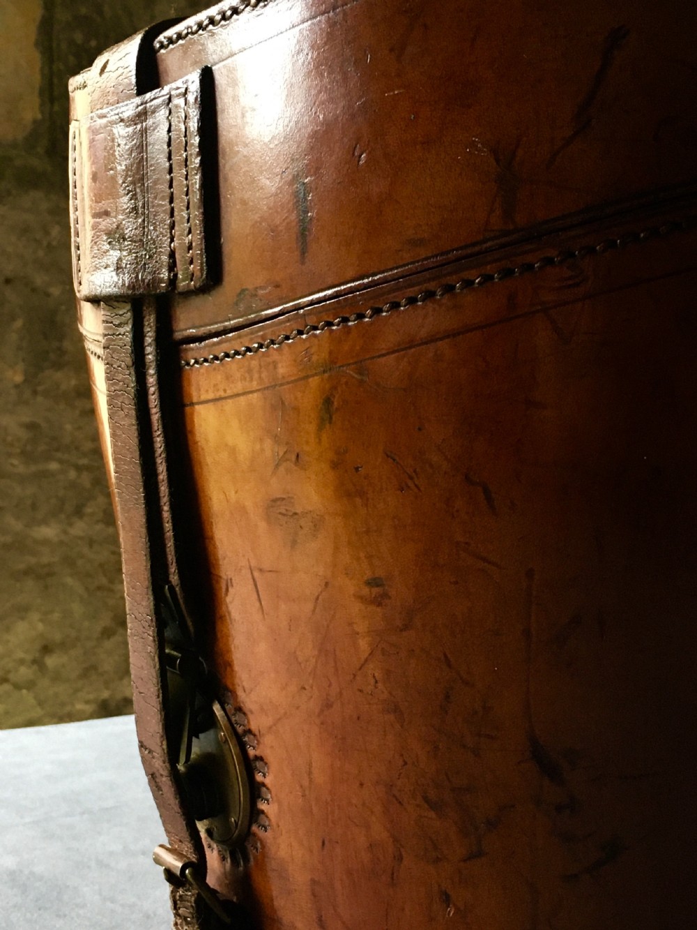 Army & Navy hat box  View X