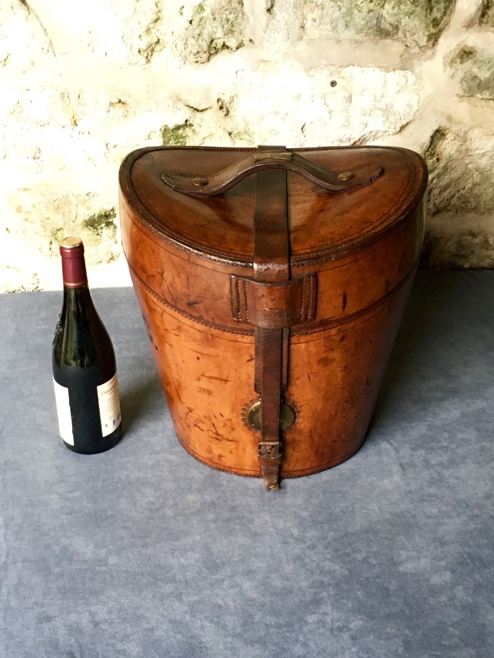 Army & Navy hat box  View XXI