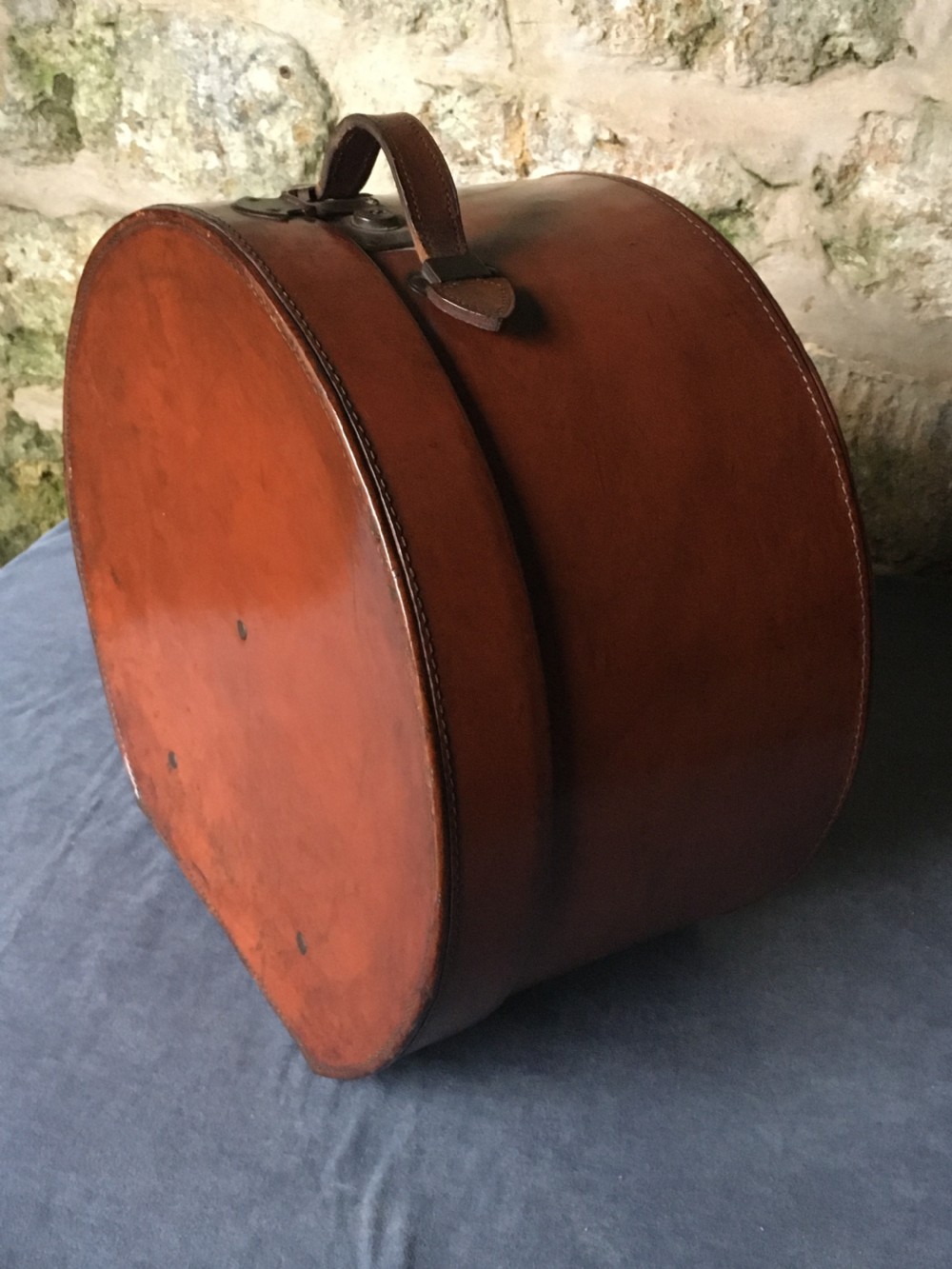 Top quality leather travelling case View XV