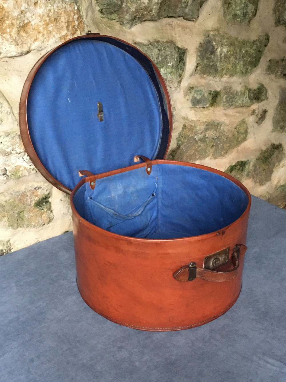Top quality leather travelling case View XXI