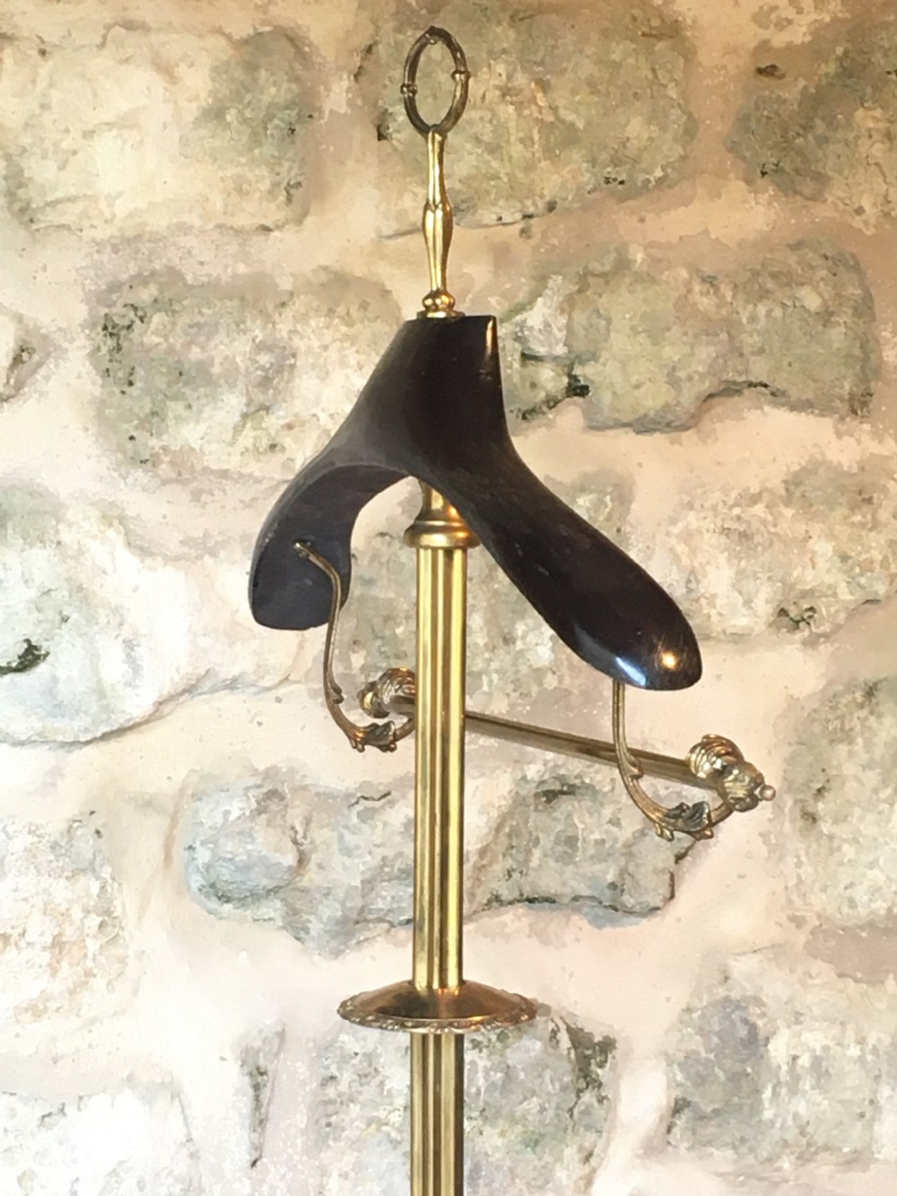Incredibly stylish clothes valet View XIV