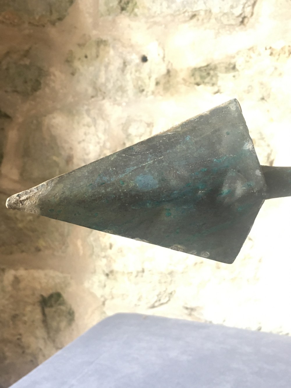 Metalwork: a superb arrow weather vane View XVIII
