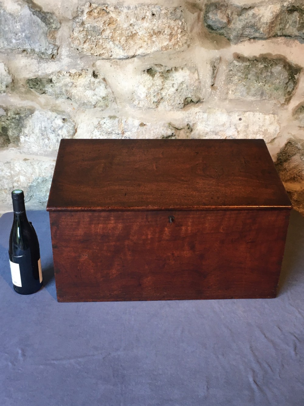 High quality storage trunk View III