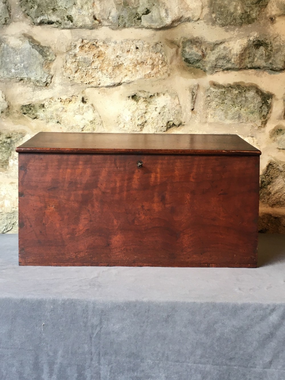 High quality storage trunk View IX