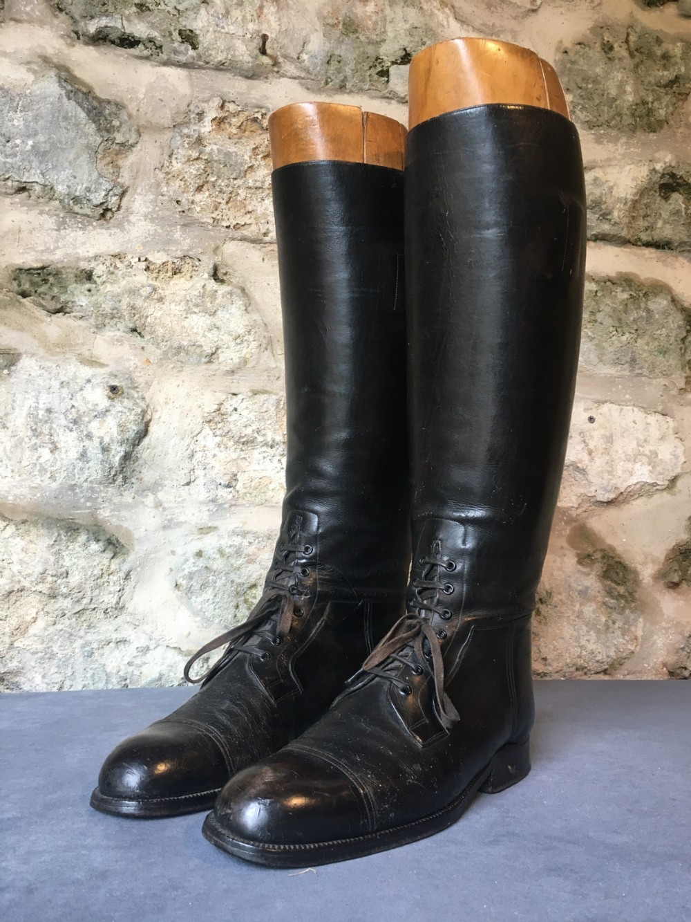 Early 20th century riding boots View XVI