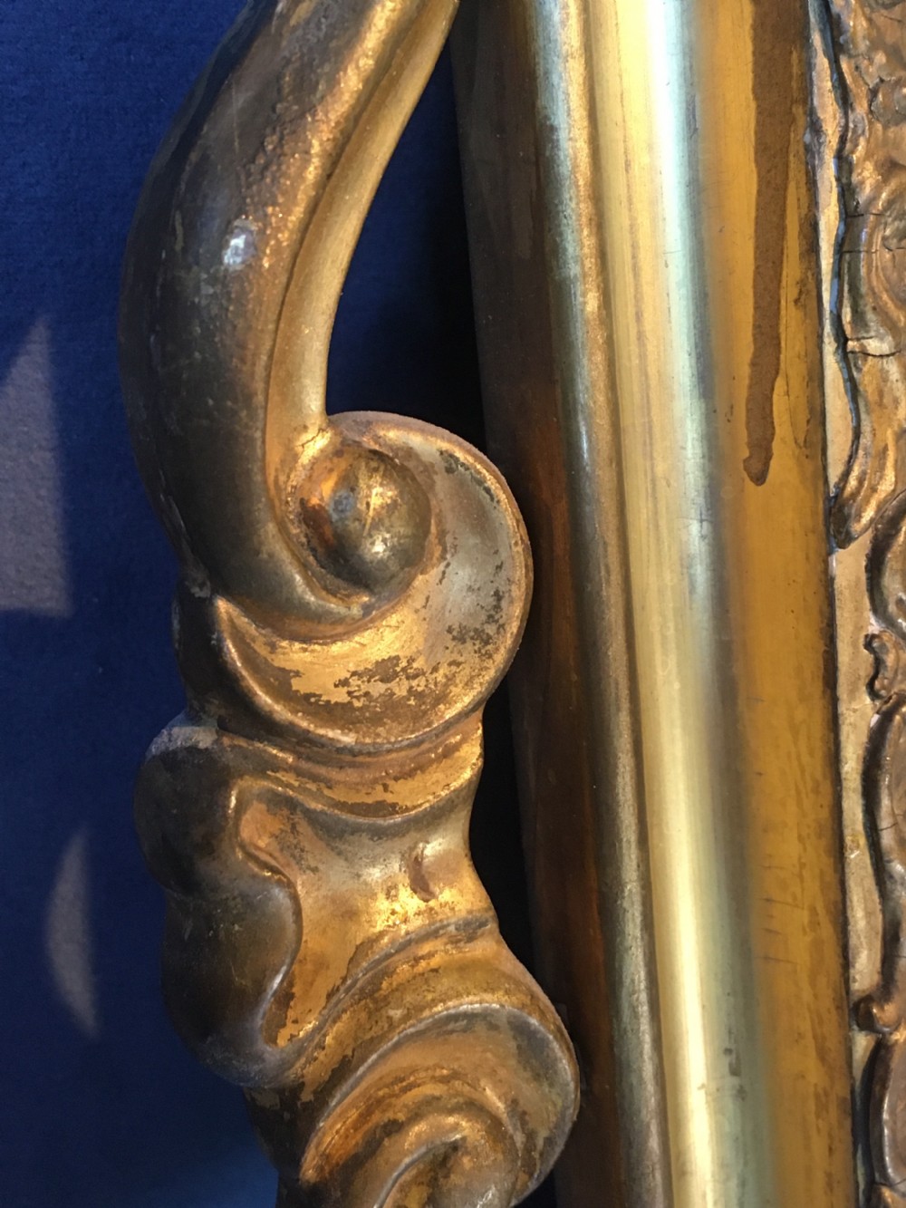 Attractive gilt framed wall mirror View XX