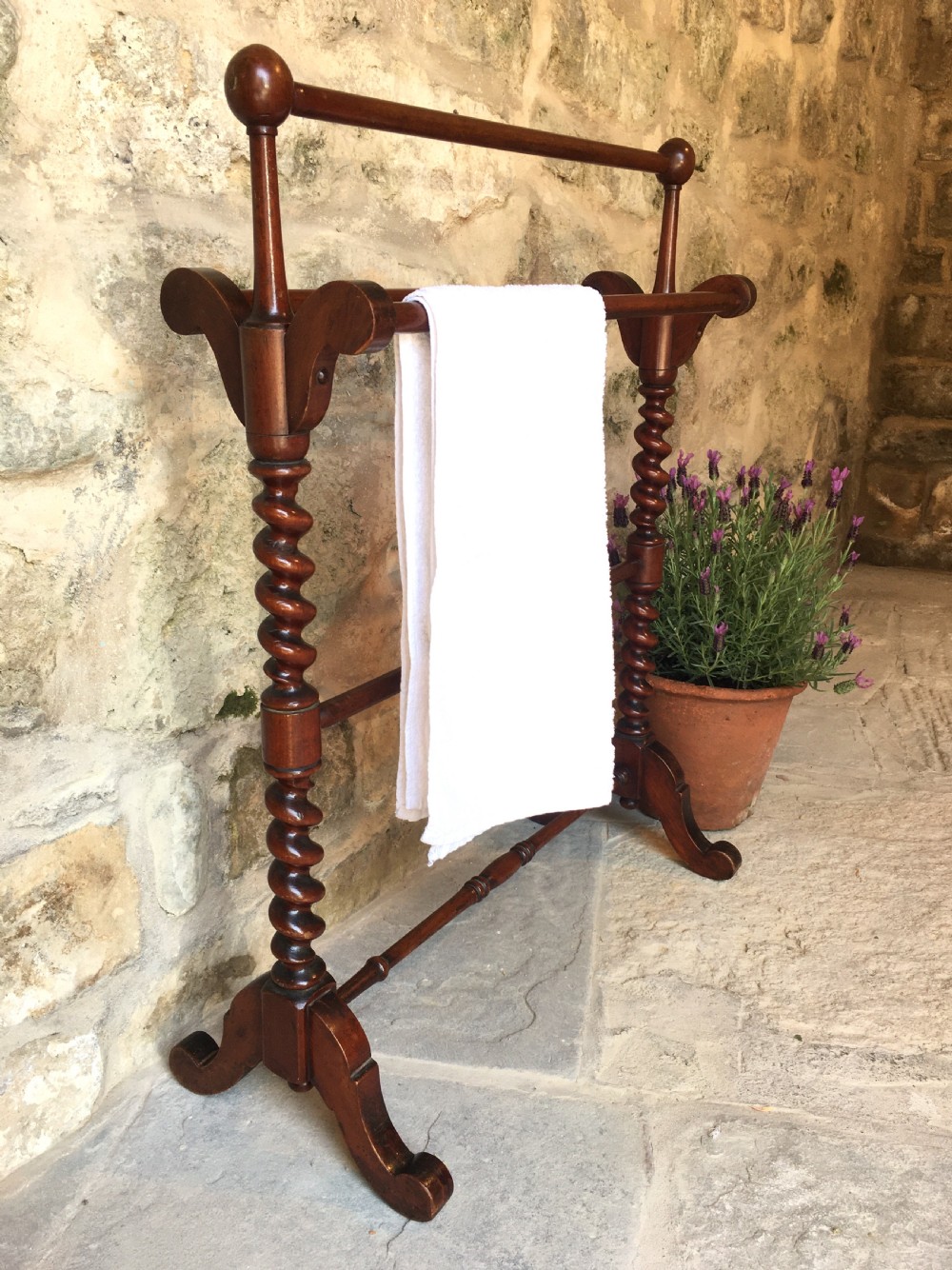 superb Victorian towel rail View XIII