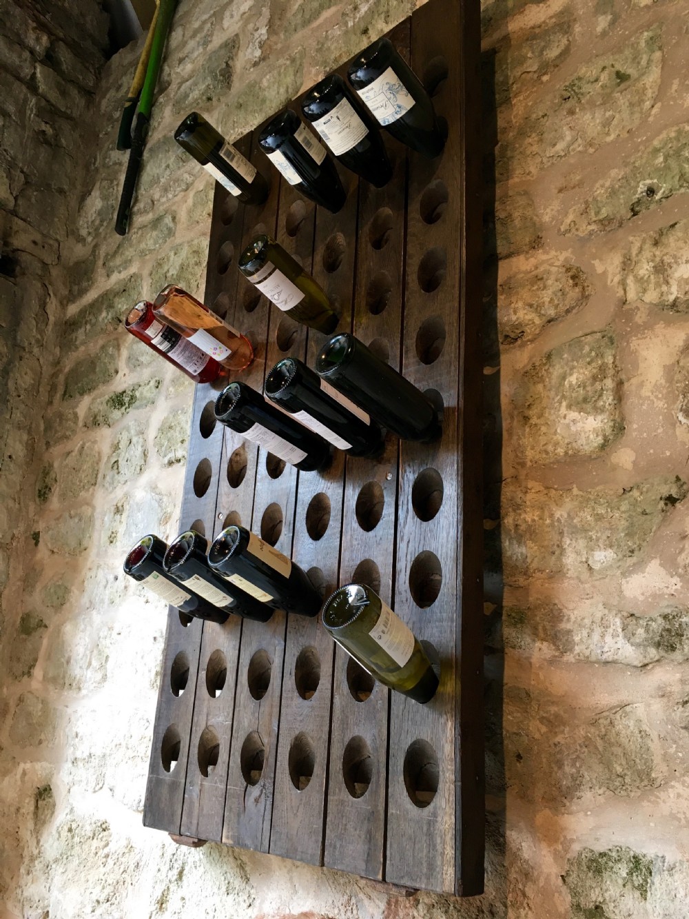 Wall-hanging 60-bottle wine rack View XVIII