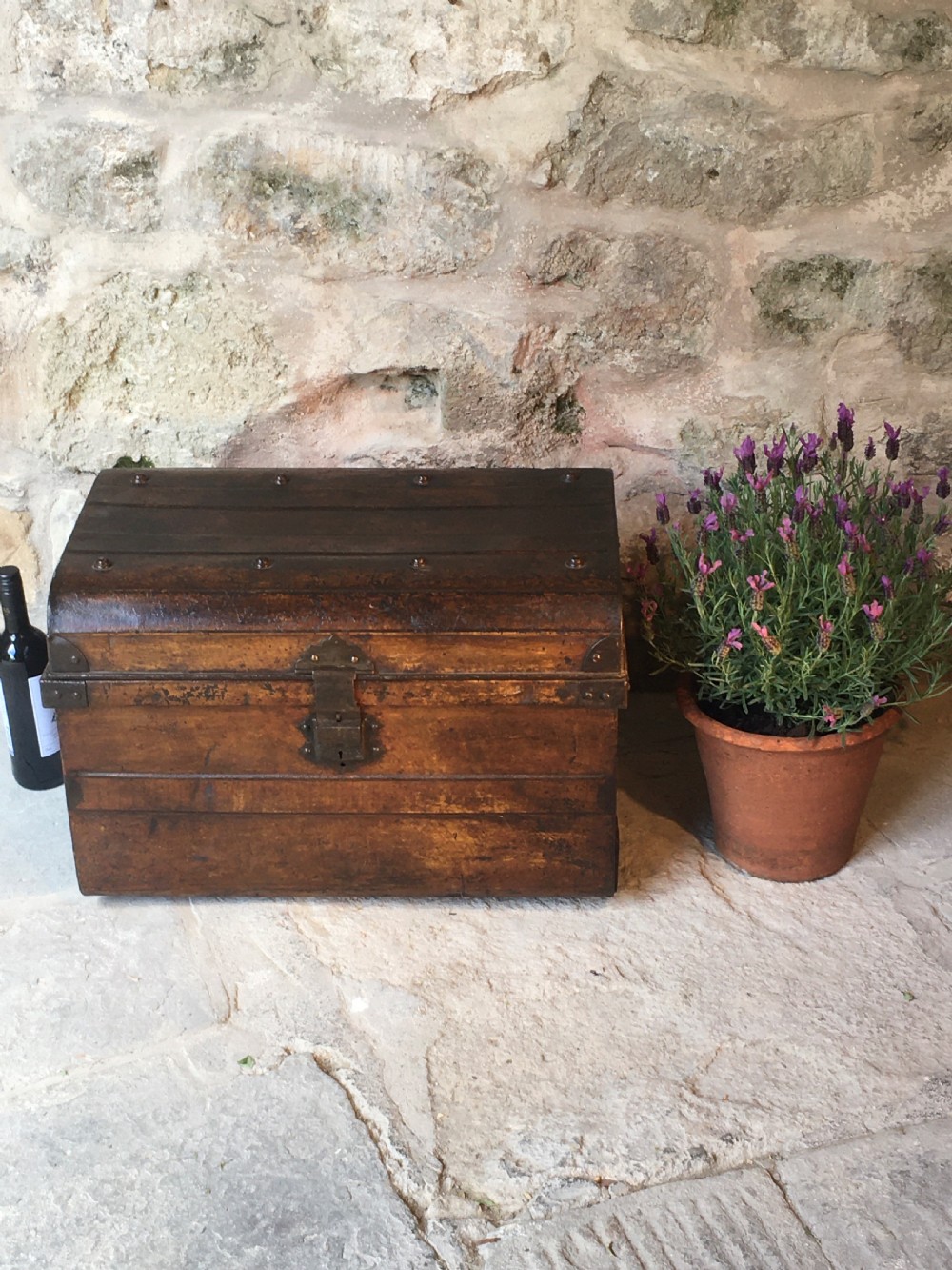 Painted Victorian storage trunk View XXIII