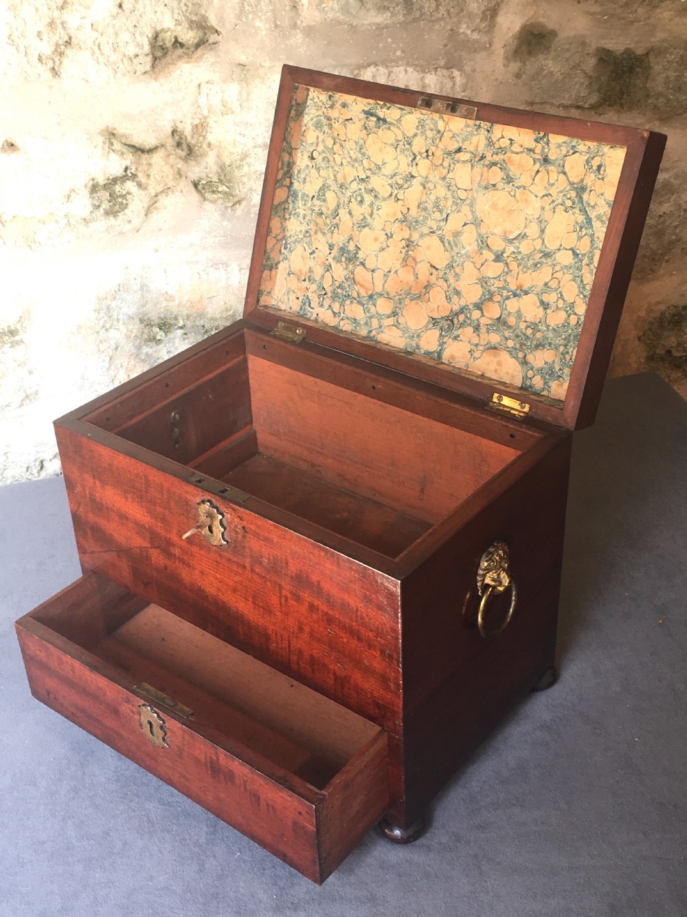 Beautiful mahogany jewellery box View XVI