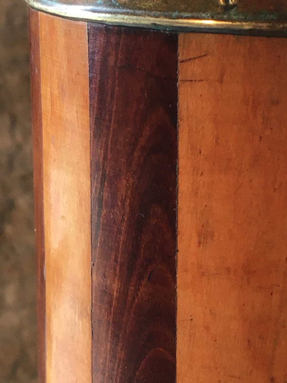 Treen: A Scottish salt box  View VIII