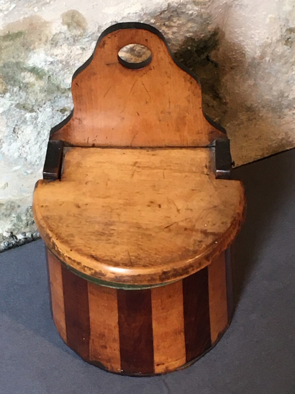 Treen: A Scottish salt box  View XV