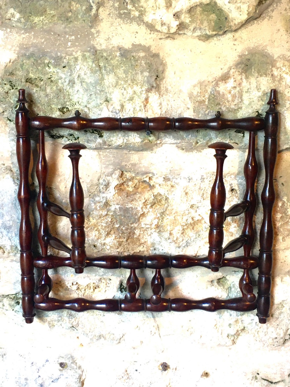 Wall-mounted hat & coat rack View II